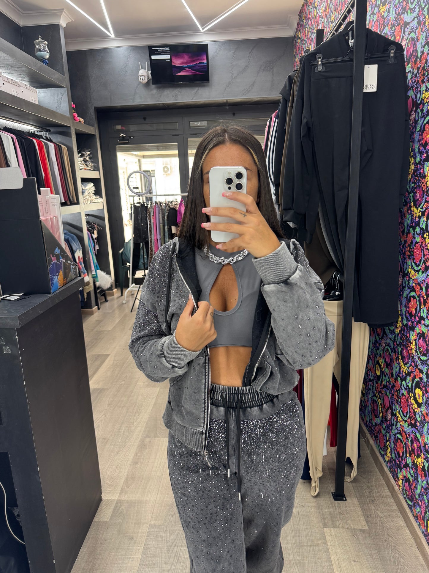 Tuta alara