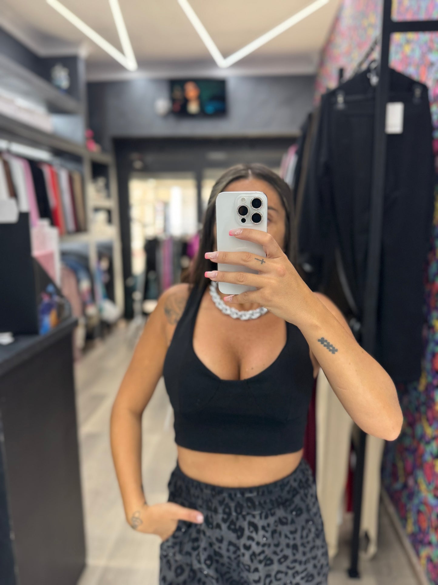 Top nora