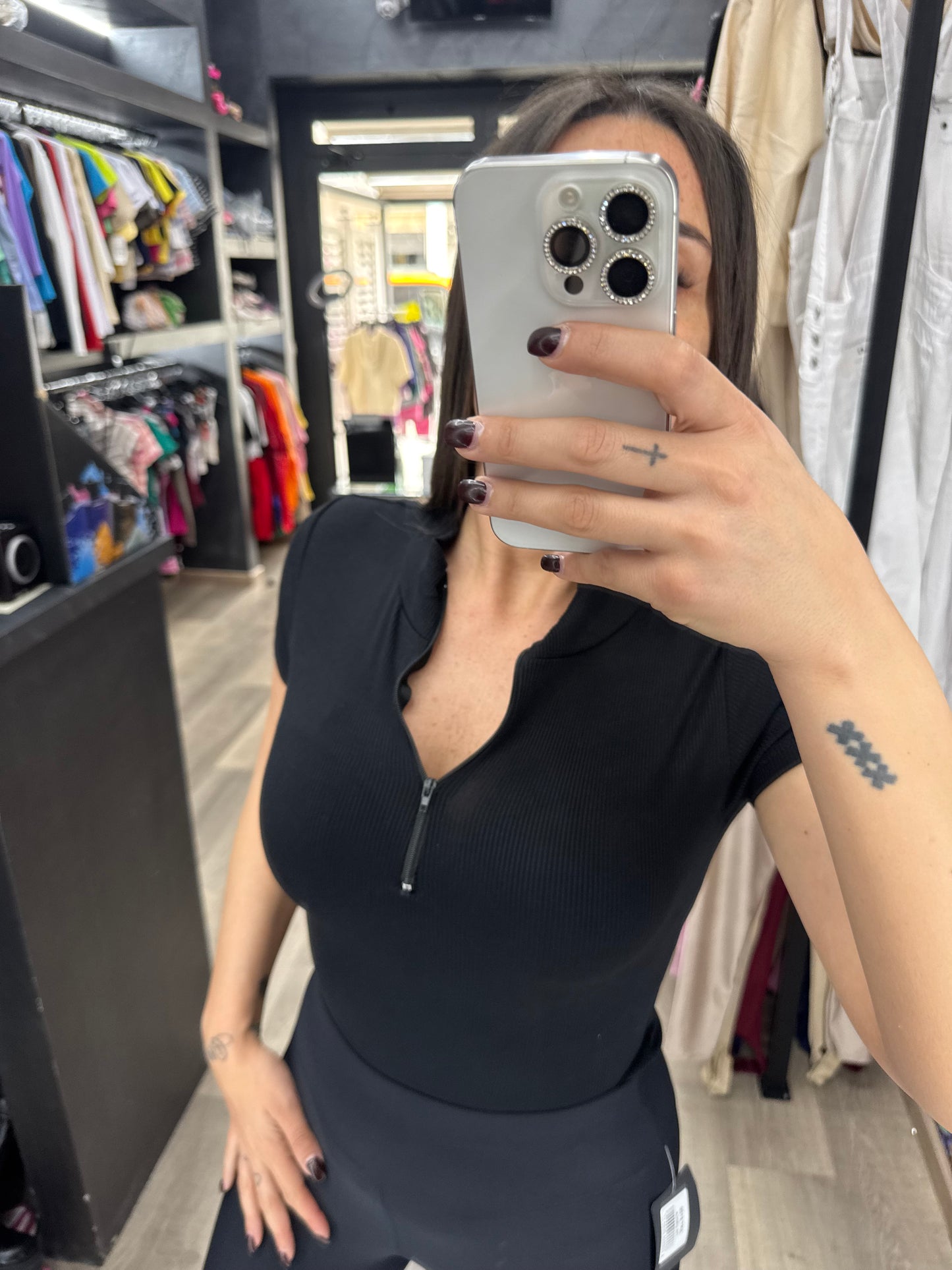 Body 195