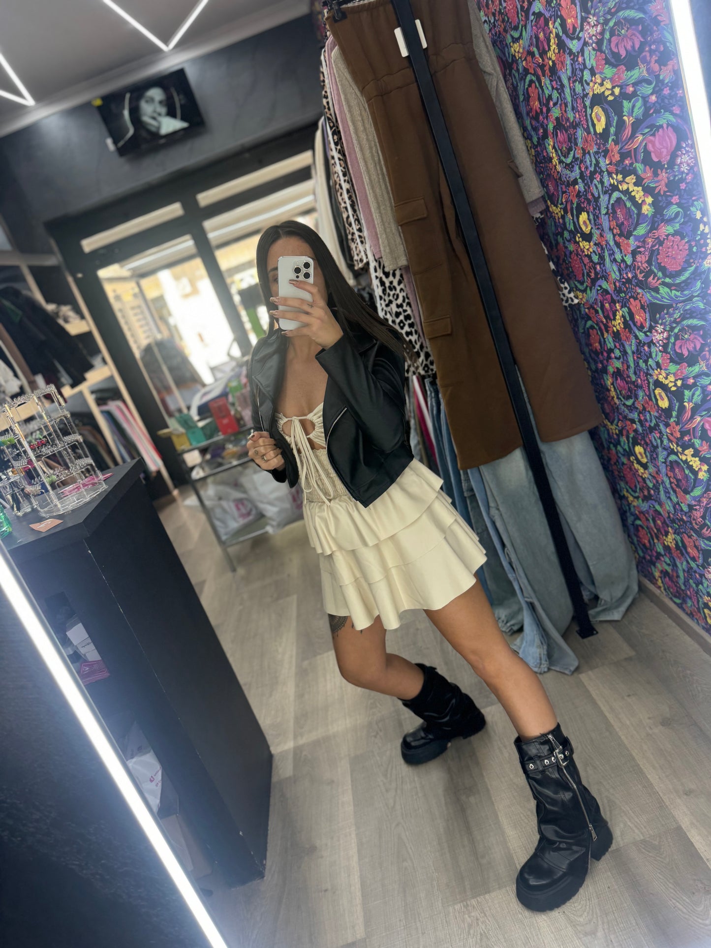 Vestito in pelle