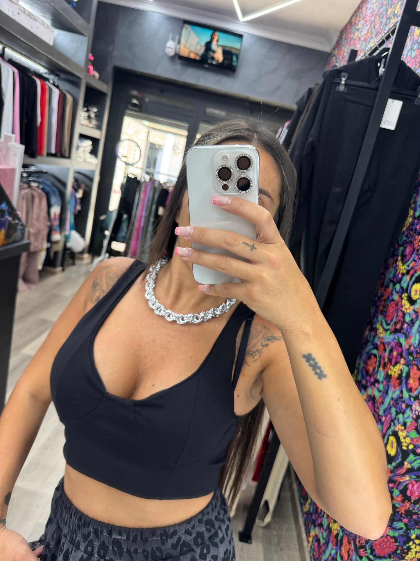 Top nora