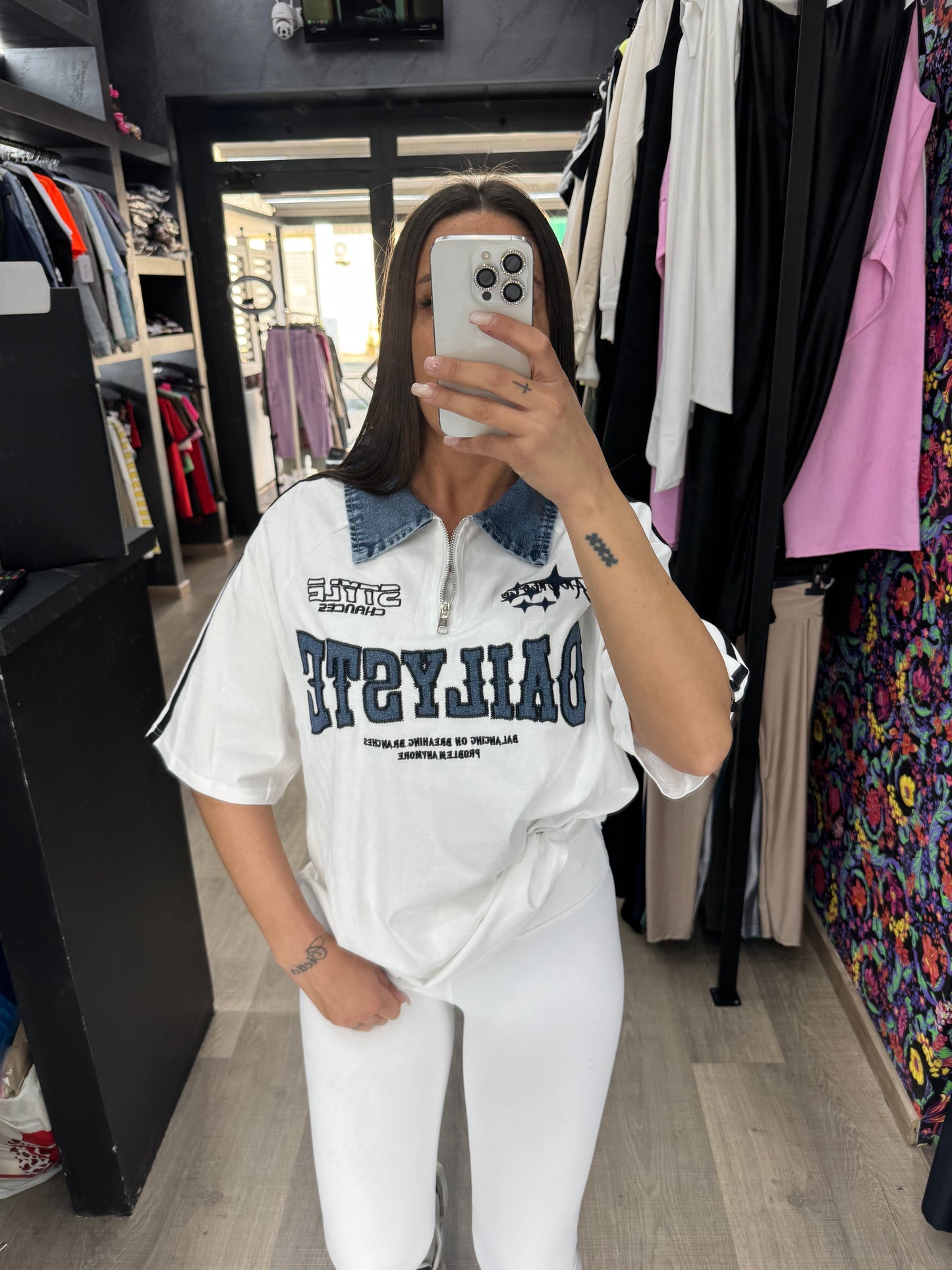 Magliettone colletto denim