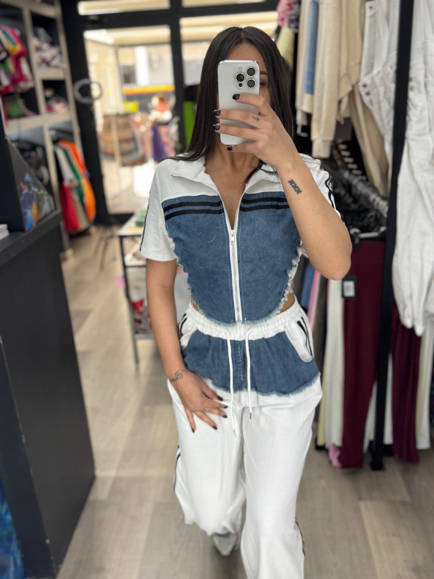Coordinato vintage bianco. 178