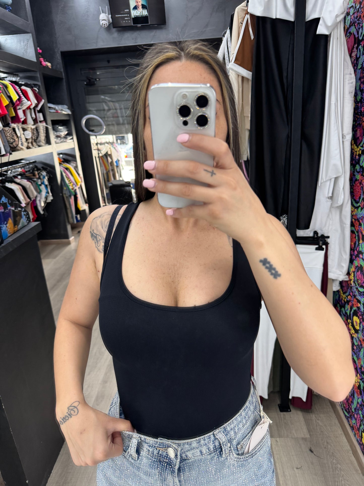 Body contenitivo a costine 386