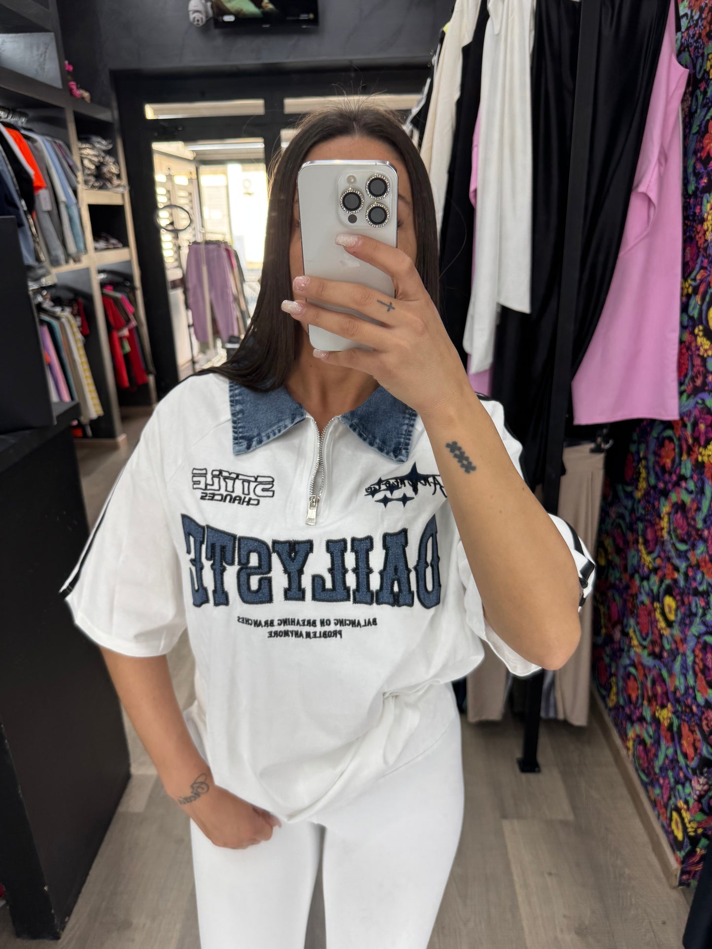 Magliettone colletto denim